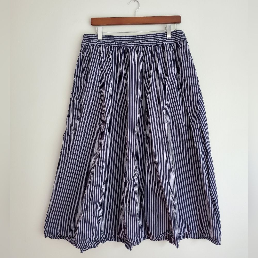 A New Day blue and gray stripe elastic band skirt women's size large